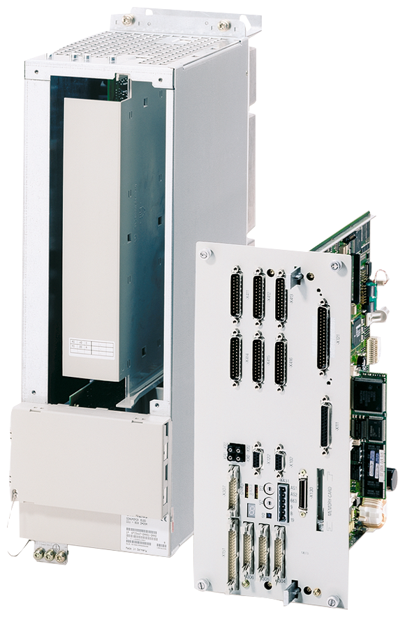 [Imagem SINUMERIK 810D LT-MODUL 2*15A+1*50A 6FC54470AA000AA1 SIEMENS]