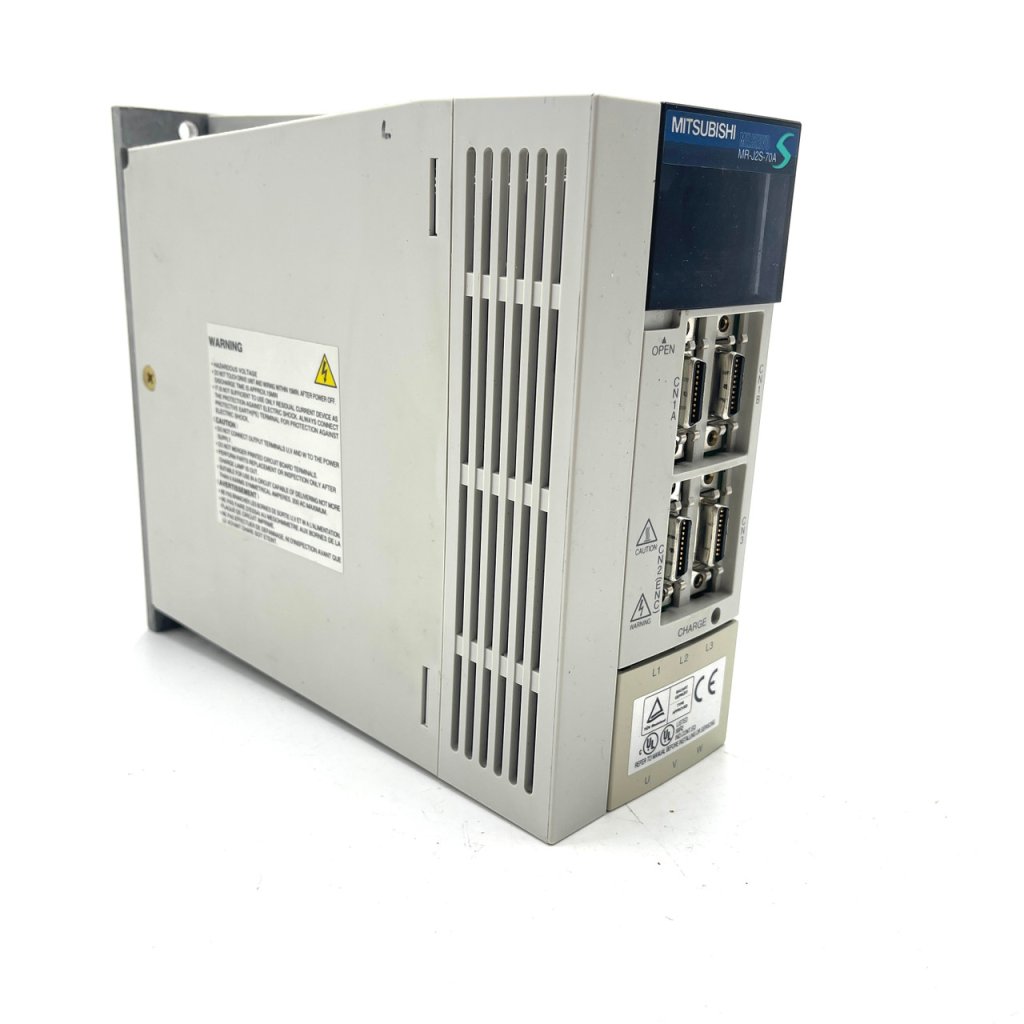 [Imagem do produto INVERSOR DE FREQUÊNCIA MITSUBISHI MRJ2S70A]