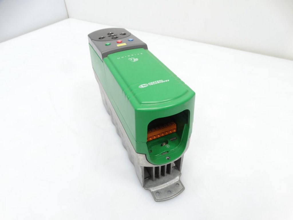 [Imagem INVERSOR DE FREQUÊNCIA TRIFÁSICO 1,5KW 3,8A 380/480V 50/60HZ UNI1403 CONTROL TECHNIQUES]