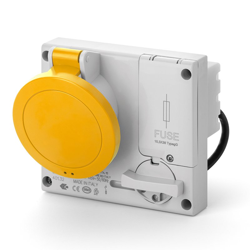 [Imagem do produto TOMADA INTERTRAVADA 2P+T 32A 4H IP44 401.3270 SCAME]