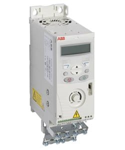 [Imagem INVERSOR  DE FREQUÊNCIA 2CV 1,5KW ACS55 220VCA 7,5A TRIFÁSICO ACS15003E07A52 68582041 ABB]