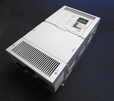 [Imagem INVERSOR DE FREQUÊNCIA TRIFÁSICO 50A 380/480V 50/60HZ IP20 YASKAWA]