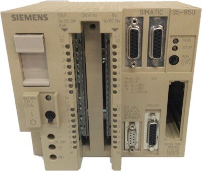 [Imagem do produto UNIDADE COMPACTA S5-95U COM SEGUNDA INTERFACE AS511 SIMATIC S5 6ES50958MC03 SIEMENS]