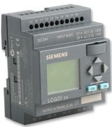 [Imagem do produto CONTROLADOR LOGICO DISPLAY PU/I/O 24V/24V/24V 8 DI (2AI)/4 TRANS LOGO 24 6ED10521CC000BA5 SIEMENS]