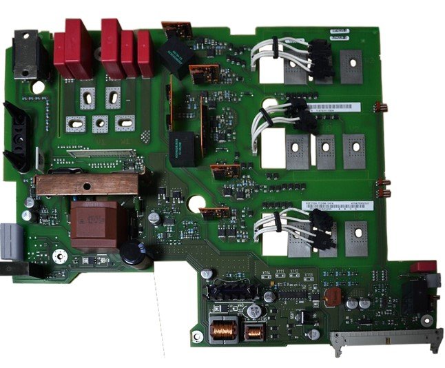 [Imagem do produto MÓDULO SAÍDA ENERGIA PEU SIMOVERT/MASTERDRIVES SIMOVERT MASTERDRIVES 6SE70 6SE70272ED841HF5 SIEMENS]