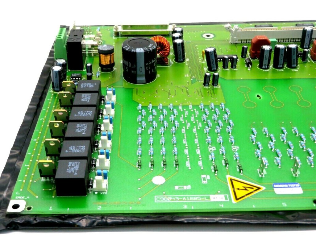 [Imagem MÓDULO DE ALIMENTAÇÃO TRIFÁSICO 380/480V 50/60HZ SIMOVERT MASTERDRIVES 6SE70 6SE70418EK851HA0 SIEMENS]