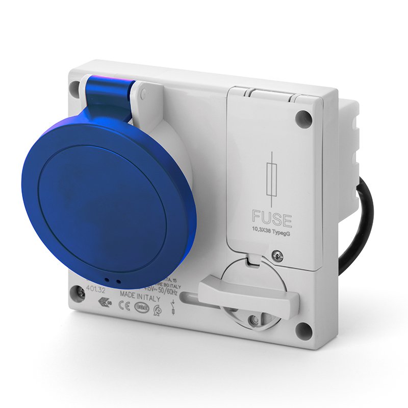 [Imagem do produto TOMADA INTERTRAVADA 2P+T 32A 6H IP44 401.3283 SCAME]