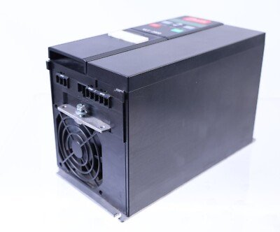 [Imagem do produto INVERSOR  DE FREQUÊNCIA VLT 2800 380-480V 50/60HZ 10,6A DANFOSS]