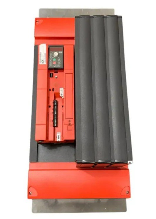 [Imagem INVERSOR DE FREQUÊNCIA TRIFÁSICO 55KW 94,5A 380/500V 50/60HZ MDX60A0550503400 EURODRIVE]