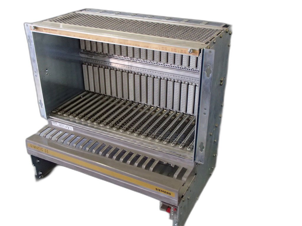 [Imagem do produto DISPOSITIVO CENTRAL 21 SLOTS 120/230VCA 18A CD135U/155U 6ES51883UA12 SIEMENS]