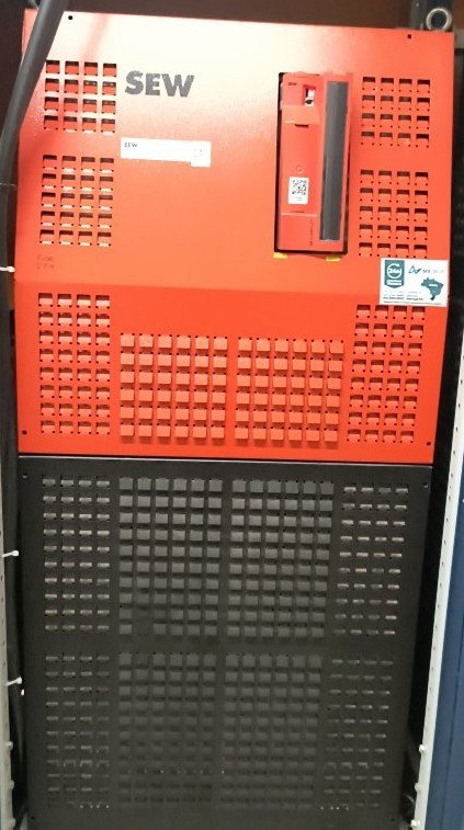 [Imagem INVERSOR DE FREQUÊNCIA TRIFÁSICO SEW MDX61B250050340TL SEW EURODRIVE]