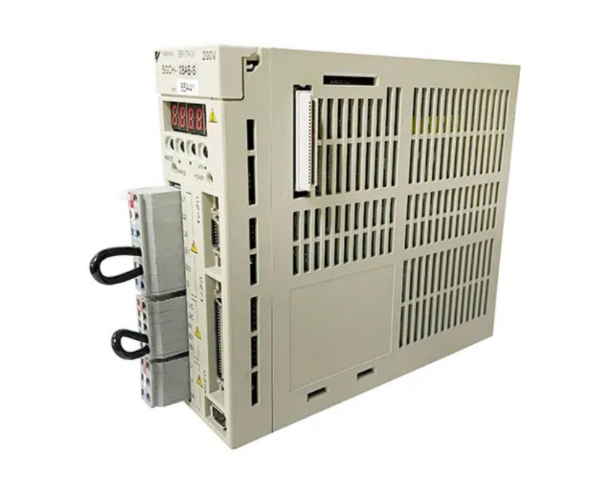 [Imagem SERVO DRIVE 2000W JUSPNS600 YASKAWA]