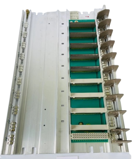 [Imagem do produto ER701-1 BASTIDOR EXPANSÃO S5-115U/115F. 9 SLOTS E/S SIEMENS]