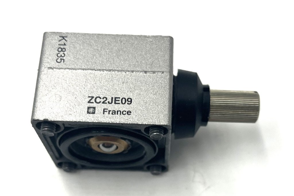 [Imagem CABEÇOTE MOV ANG  ZC2JE09 TELEMECANIQUE]