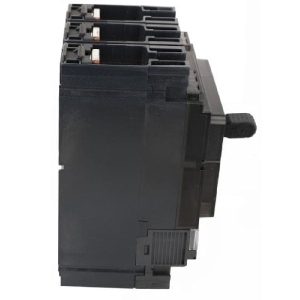 DISJUNTOR CAIXA MOLDADA TRIPOLAR 70KA 250A NSX250H MICROLOGIC 2.2 C25H32D250 SCHNEIDER DISJUNTOR-CAIXA-MOLDADA-TRIPOLAR-70KA-250A-NSX250H-MICROLOGIC-2-2-C25H32D250 (2).png