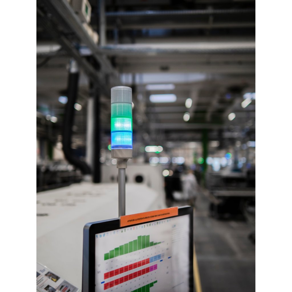 [Imagem COLUNA LUMINOSA MONOBLOCO C SIRENE MONT.DIRETA NA BASE USB P IHM XVGU3SWV SCHNEIDER]