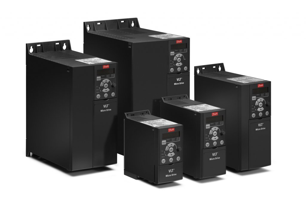 [Imagem INVERSOR DE FREQUÊNCIA TRIFÁSICO 3,7KW 15,2A 200/240V 50/60HZ FC051P3K7T2E20H3BXCXXXSXXX DANFOSS]