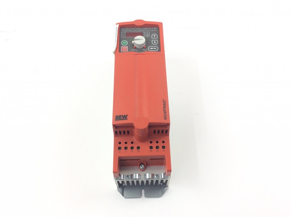 [Imagem INVERSOR DE FREQUÊNCIA TRIFÁSICO 3KW 380/500V 50/60HZ MOVITRAC MC07A0305A3400 SEW EURODRIVE]