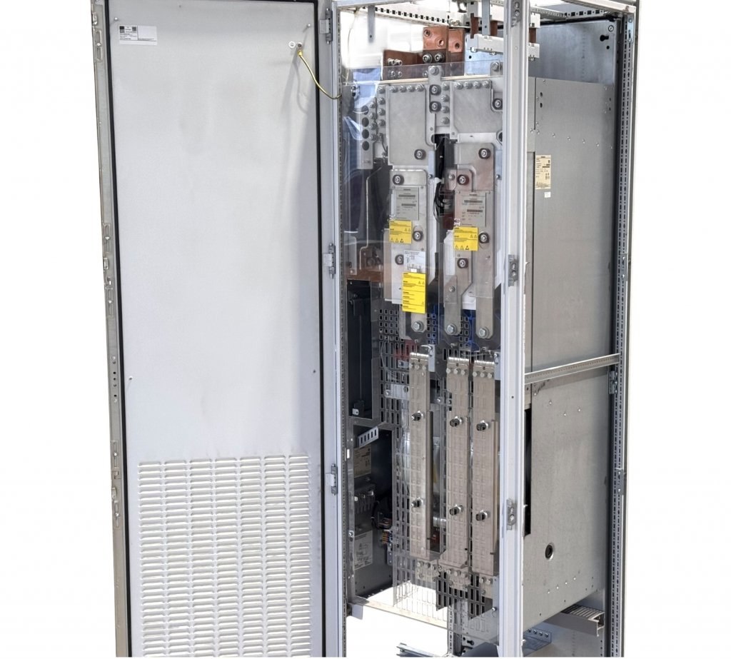 [Imagem RETIFICADOR UNIDADE REGENERATIVA TRIFÁSICO 1333A 380/480V 50/60HZ SIMOVERT MASTERDRIVES 6SE70413EK851AD0 SIEMENS]